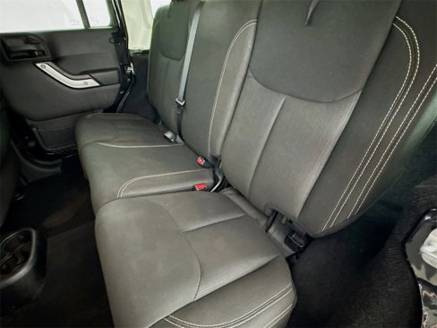 Used 2016 Jeep Wrangler Unlimited Sahara w/ Max Tow Package image 22
