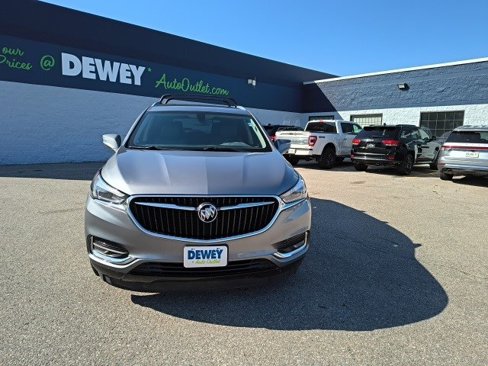 Used 2019 Buick Enclave Essence image 8