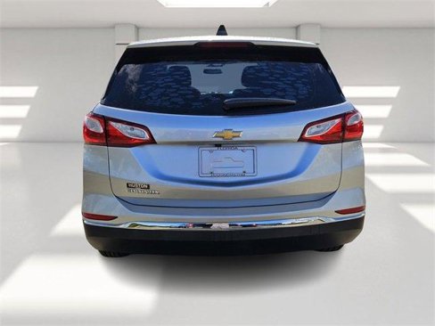 Used 2018 Chevrolet Equinox LS image 4