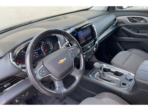 Used 2021 Chevrolet Traverse LT image 10