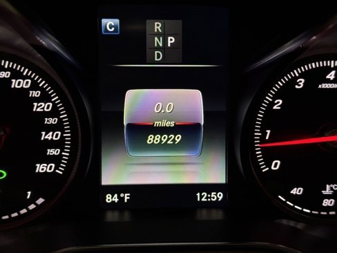Used 2017 Mercedes-Benz GLC 300 4MATIC image 18