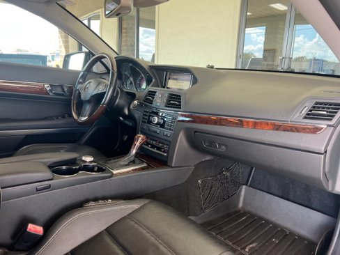 Used 2011 Mercedes-Benz E 350 Coupe image 27