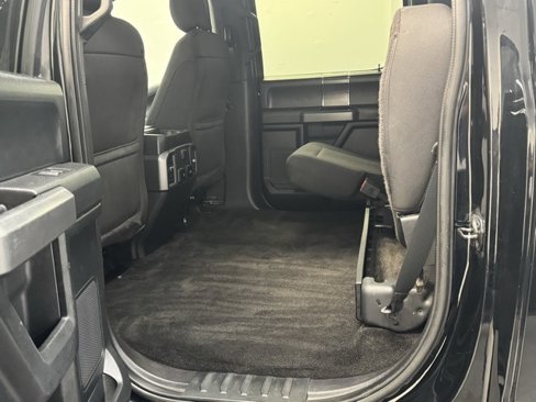 Used 2018 Ford F150 XLT w/ Equipment Group 302A Luxury image 30