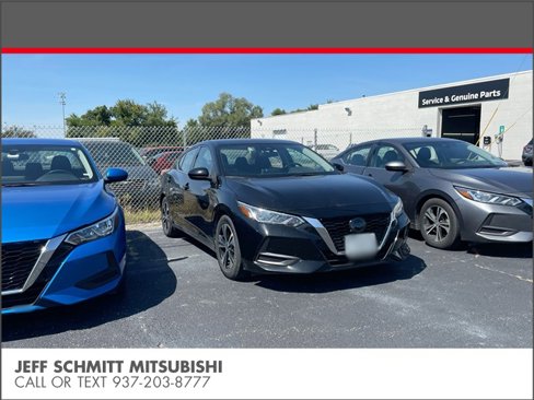 Used 2022 Nissan Sentra SV image 1
