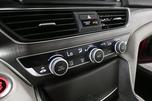Used 2018 Honda Accord LX image 13