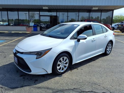 Used 2022 Toyota Corolla LE image 7
