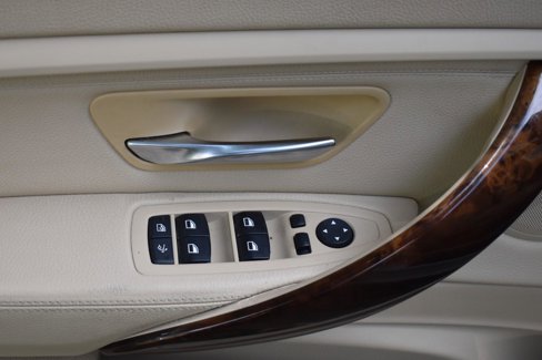 Used 2015 BMW 328i Gran Turismo xDrive image 32