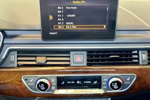 Used 2019 Audi A4 2.0T Premium w/ Convenience Package image 15