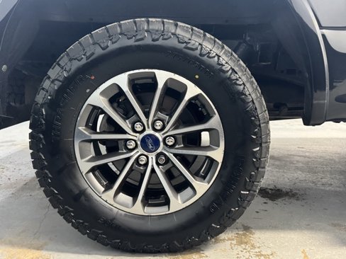 Used 2018 Ford F150 XLT w/ Equipment Group 302A Luxury image 35