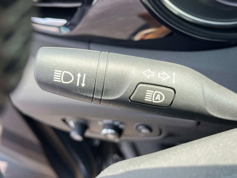 Certified 2022 Buick Encore GX Preferred w/ Cold Weather Comfort Package image 18