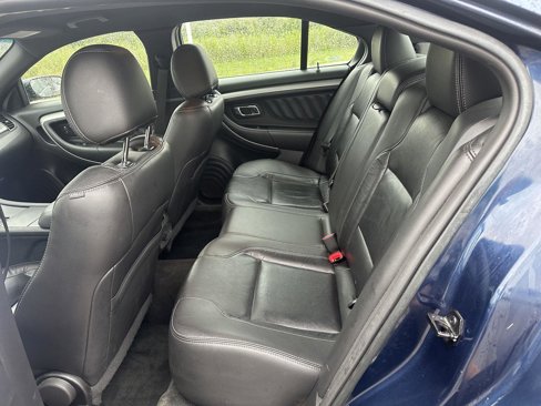 Used 2017 Ford Taurus SEL w/ Equipment Group 201A image 13
