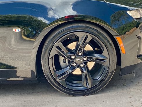 Used 2024 Chevrolet Camaro LT w/ RS Package image 9