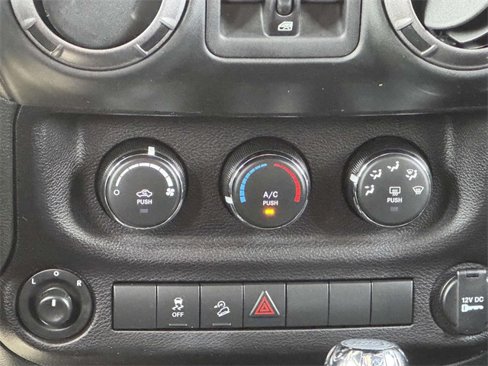 Used 2018 Jeep Wrangler Unlimited Sport S image 5