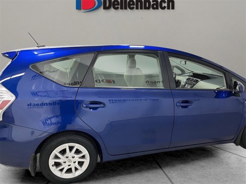 Used 2012 Toyota Prius V Two image 6
