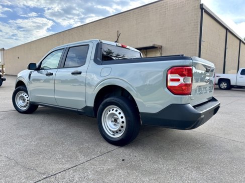 Used 2023 Ford Maverick XL image 2