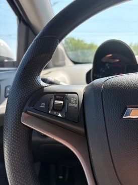 Used 2014 Chevrolet Sonic LT image 15