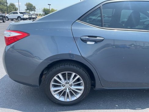 Used 2015 Toyota Corolla LE image 4