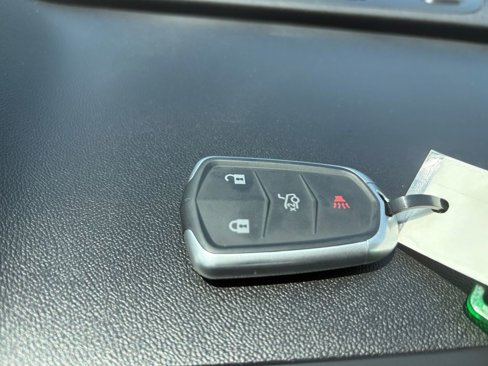 Used 2021 Chevrolet Camaro LT image 28