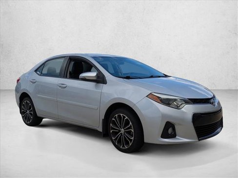 Used 2014 Toyota Corolla S image 3