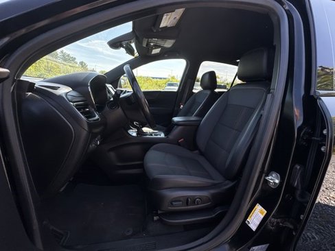 Used 2022 Chevrolet Equinox RS image 18