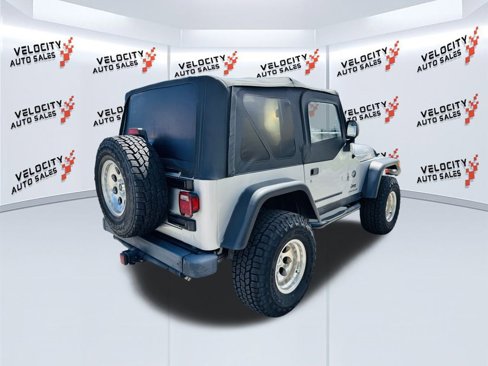 Used 2004 Jeep Wrangler X image 3