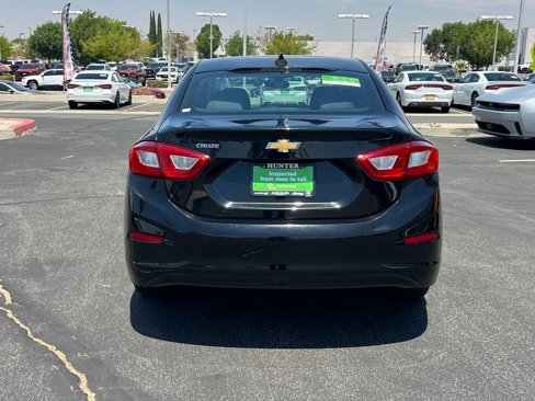 Used 2018 Chevrolet Cruze LS image 3