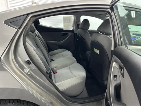 Used 2013 Hyundai Elantra GLS image 15