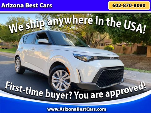Used 2023 Kia Soul LX image 1