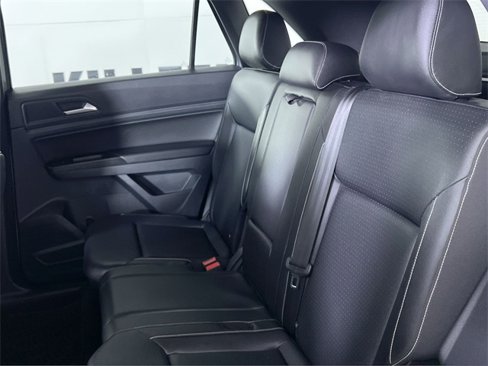 Used 2020 Volkswagen Atlas Cross Sport SE image 21