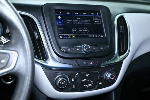 Used 2022 Chevrolet Equinox LS image 24