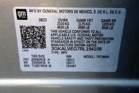 Used 2024 GMC Terrain SLT image 41