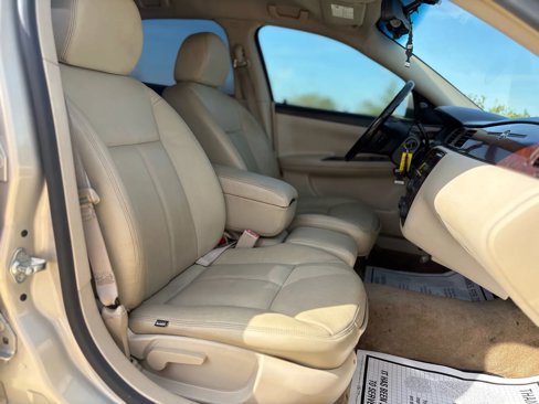 Used 2011 Chevrolet Impala LT image 11