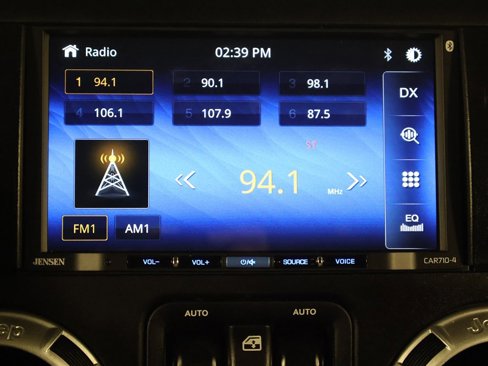 Used 2015 Jeep Wrangler Unlimited Sahara w/ Dual Top Group image 32