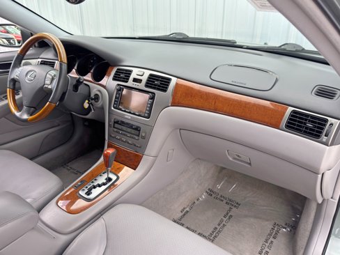 Used 2005 Lexus ES 330 image 13