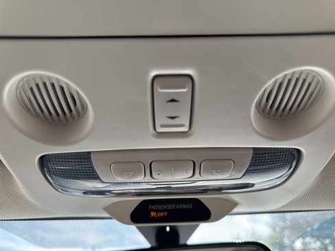 Used 2019 Ford EcoSport SE image 32