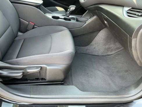 Used 2022 Chevrolet Malibu LT image 25