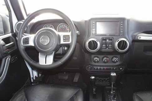 Used 2014 Jeep Wrangler Unlimited Rubicon image 3