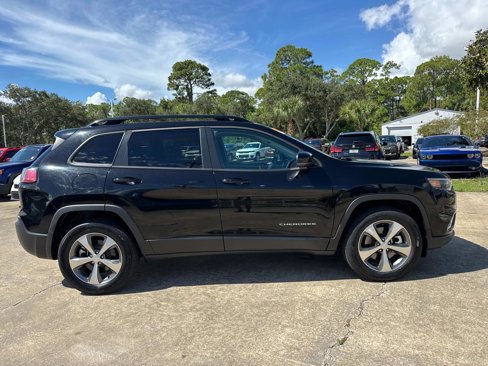 Certified 2022 Jeep Cherokee Limited image 2