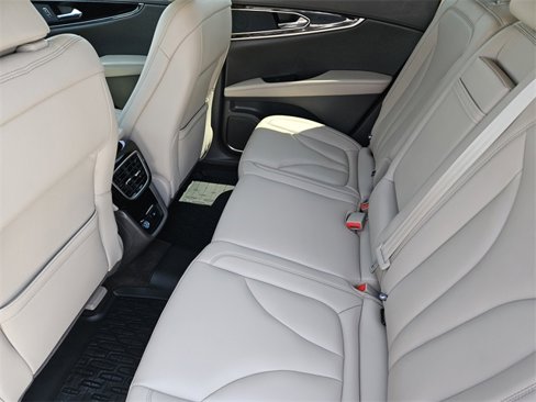 Certified 2022 Lincoln Nautilus FWD w/ Premium Package image 29