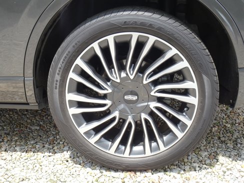Used 2020 Lincoln Corsair Reserve w/ Equipment Group 201A image 31
