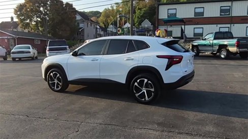 Used 2024 Chevrolet Trax RS image 7
