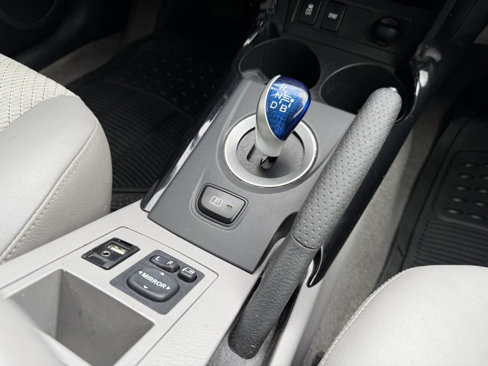 Used 2014 Toyota RAV4 EV image 24
