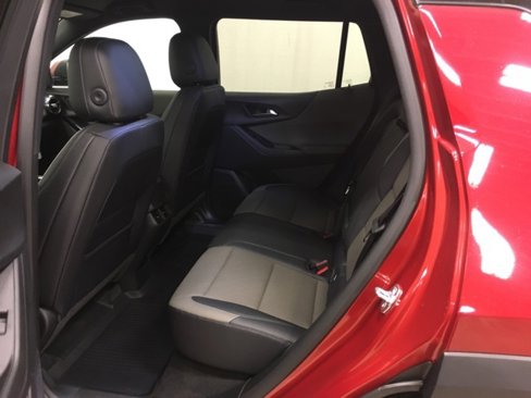 New 2026 Chevrolet Equinox LT w/ Convenience Package II image 17