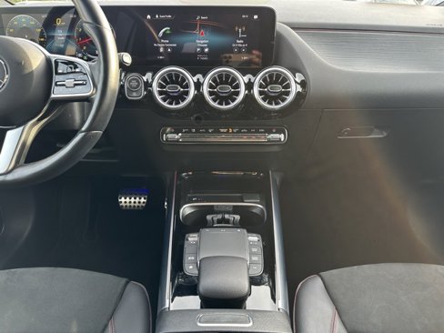 Certified 2023 Mercedes-Benz GLA 250 4MATIC image 16