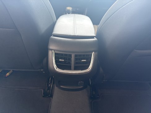 Used 2024 Chevrolet Malibu LT image 24