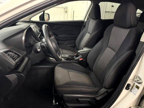 Used 2022 Subaru Crosstrek 2.0i Premium image 5