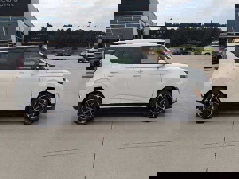 New 2025 Kia Soul EX image 2