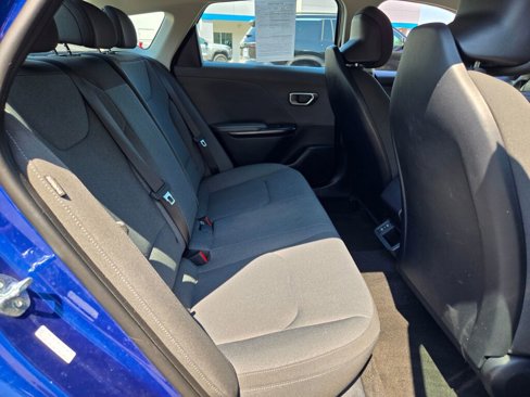 Used 2025 Kia K4 LXS image 9
