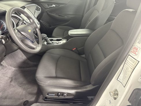 Used 2023 Chevrolet Malibu LT image 7