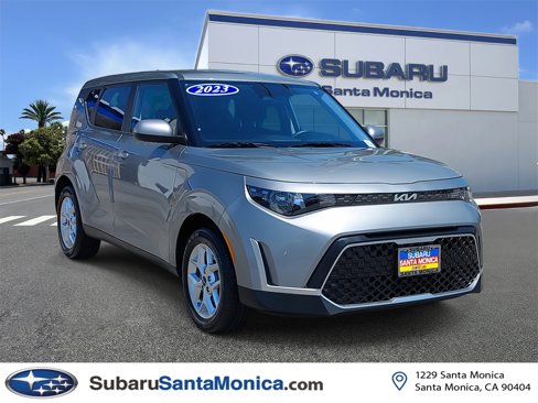 Used 2023 Kia Soul S image 1
